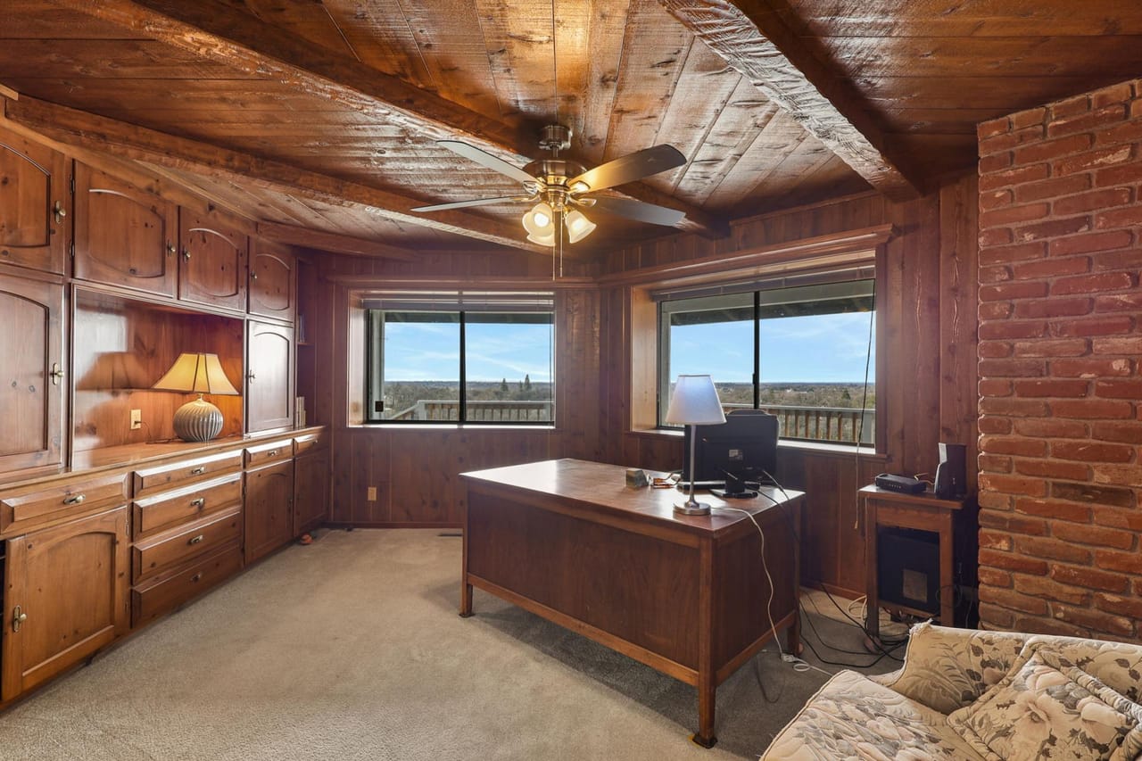 Listing Image 80