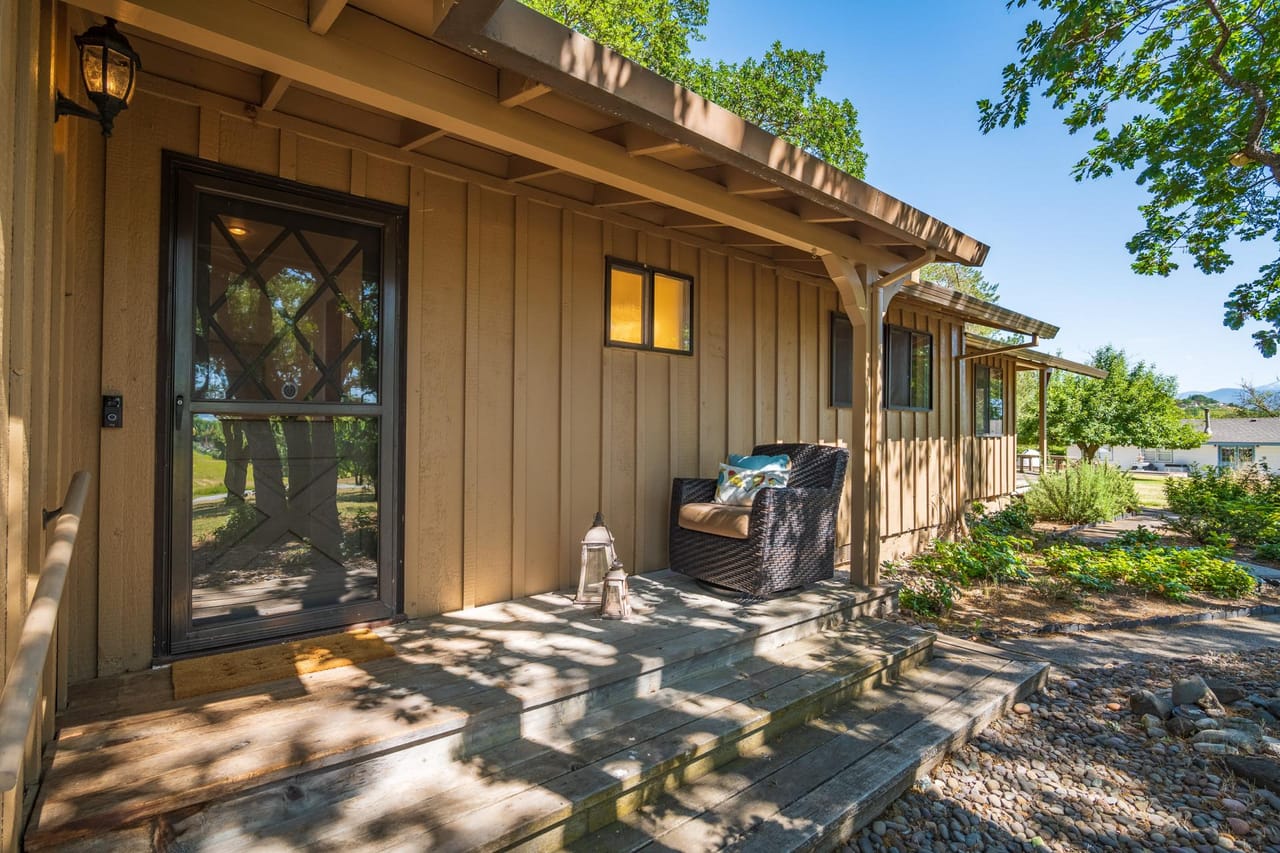 Listing Image 7