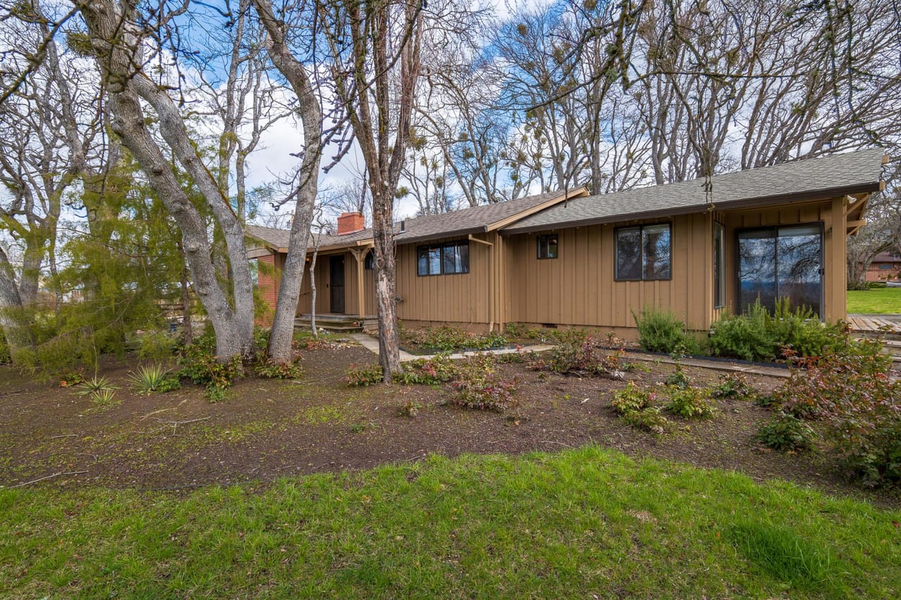Listing Image 58