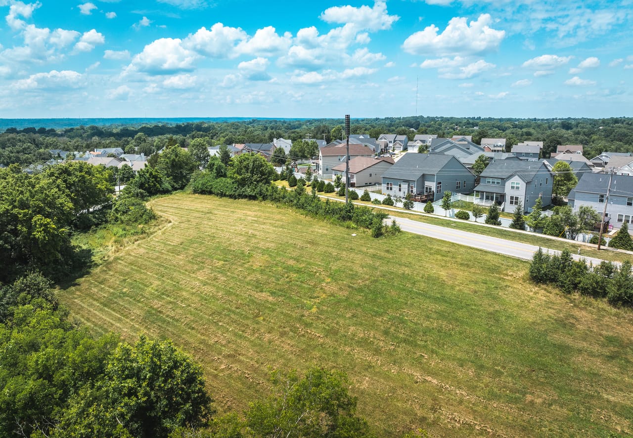 Listing Image 9
