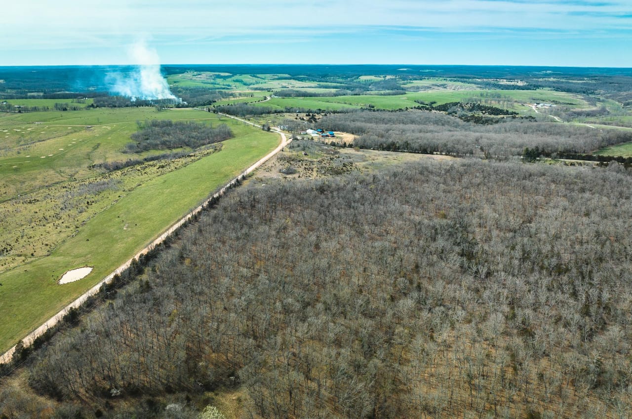 Listing Image 8