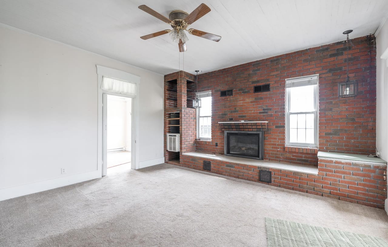 Listing Image 80