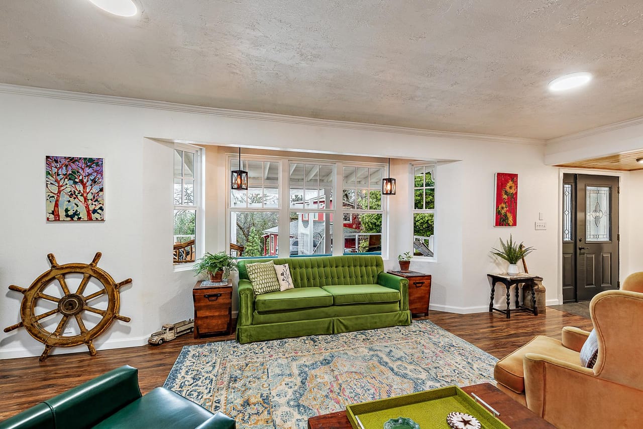 Listing Image 55