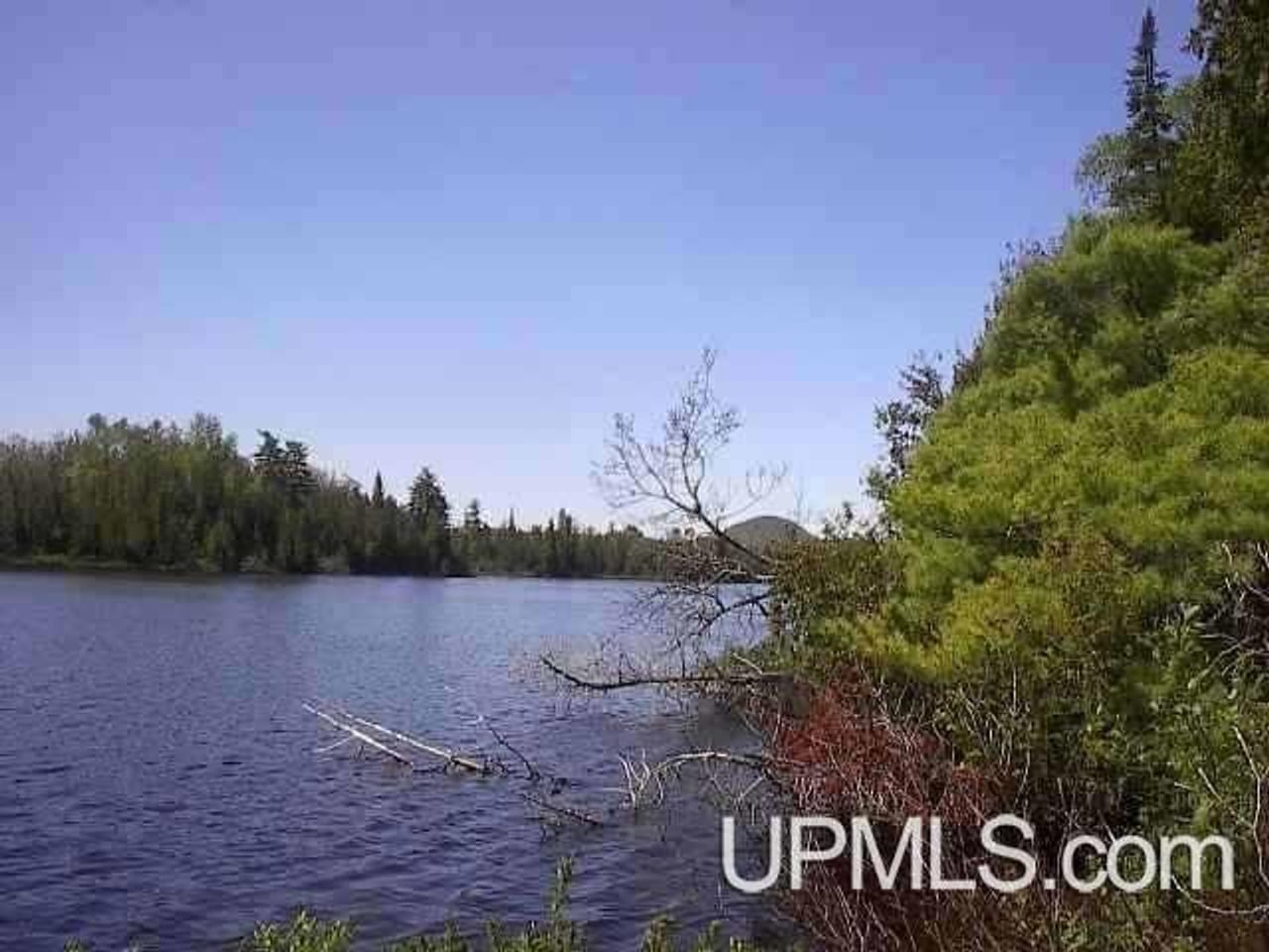 1777 Acres w/3 Lakes