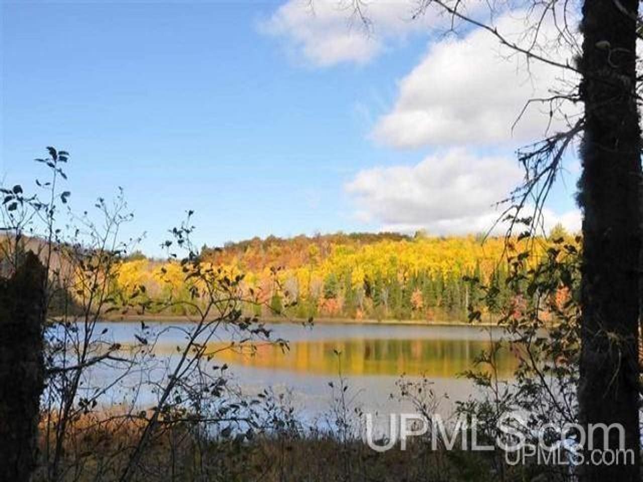 1777 Acres w/3 Lakes