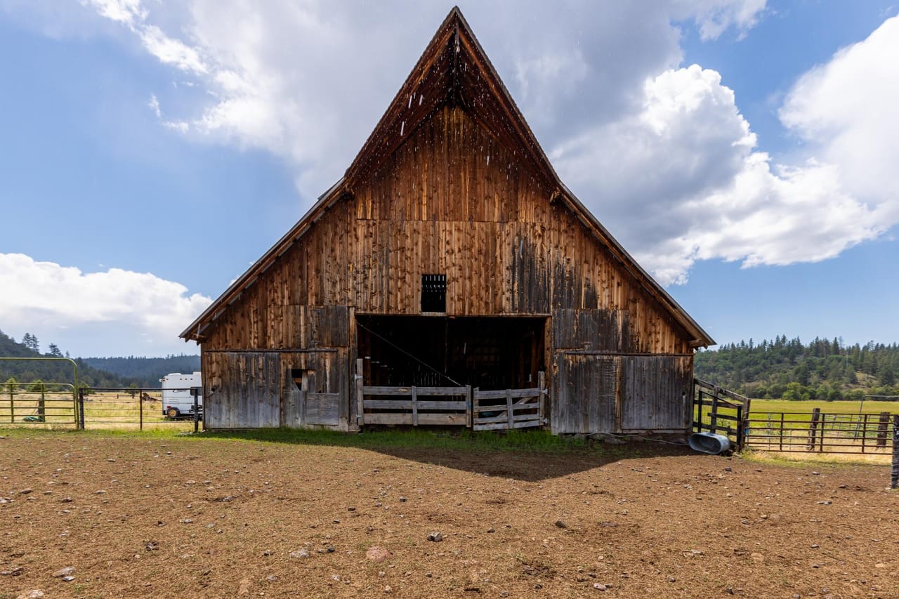 Listing Image 24