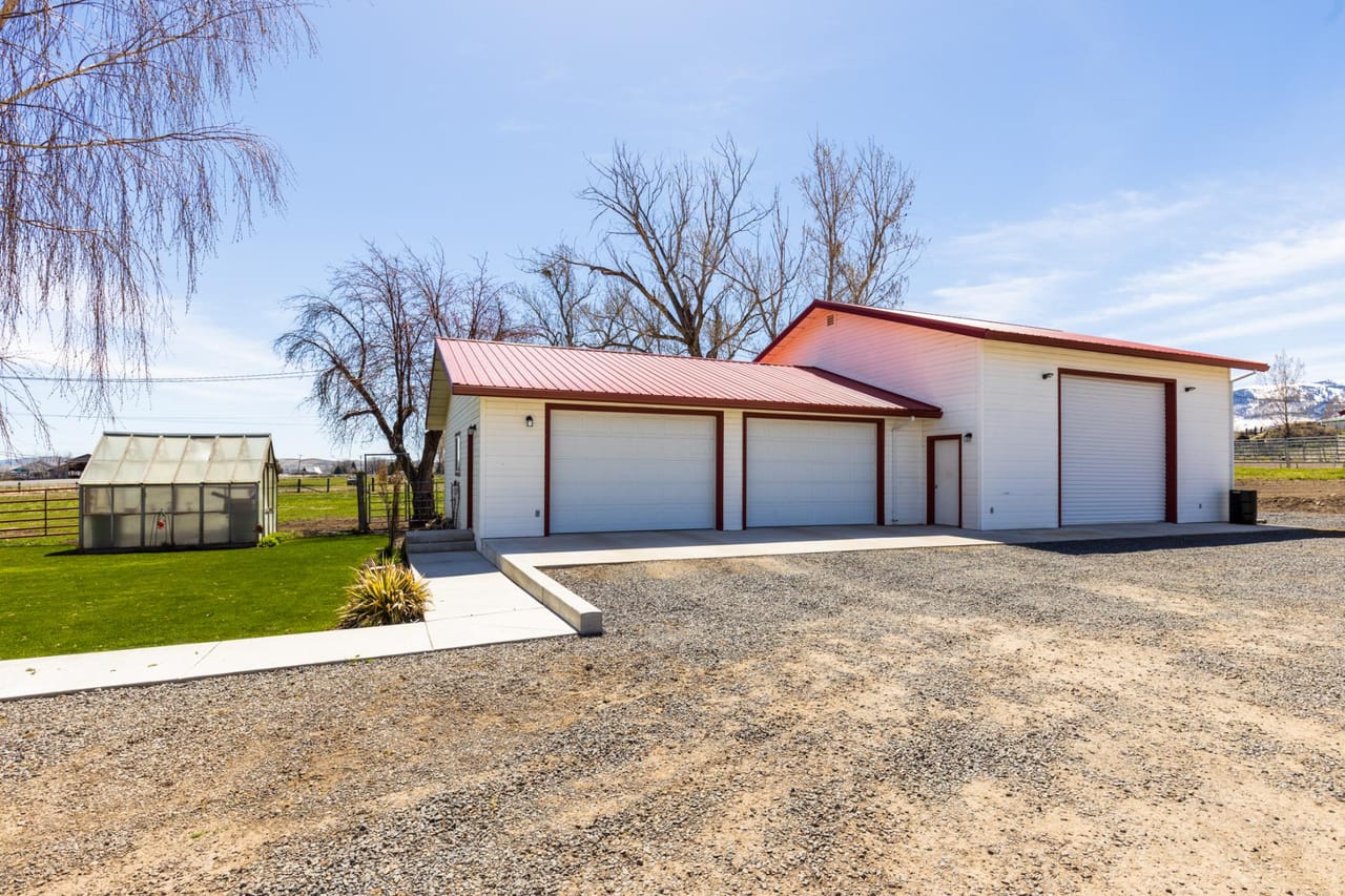 Azevedo Property