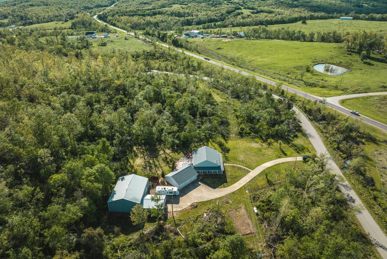 Listing Image 5