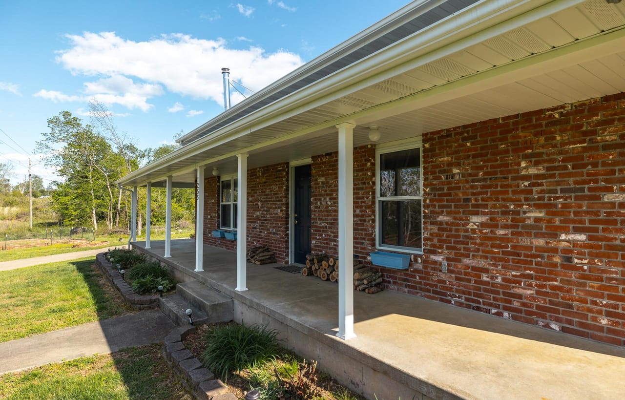 Listing Image 20