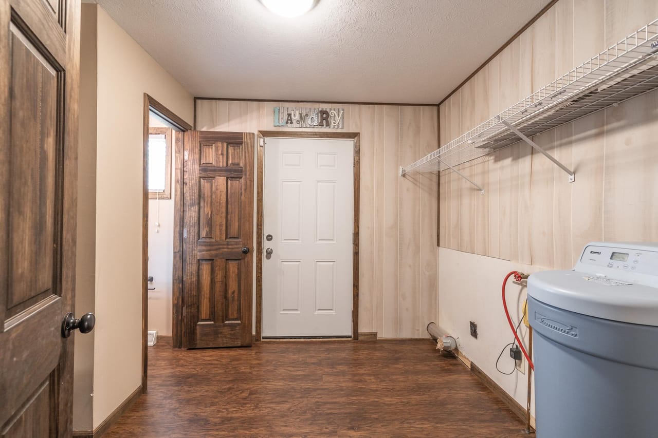 Listing Image 72