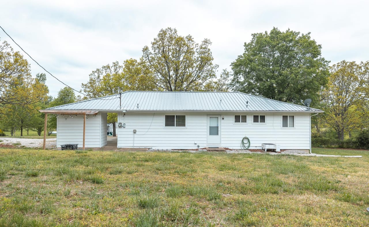 Listing Image 73