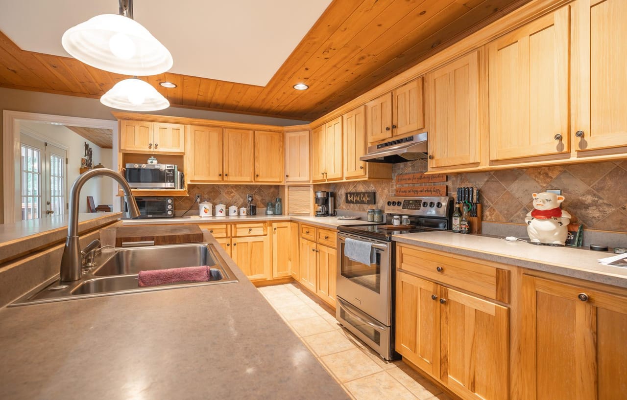 Listing Image 21