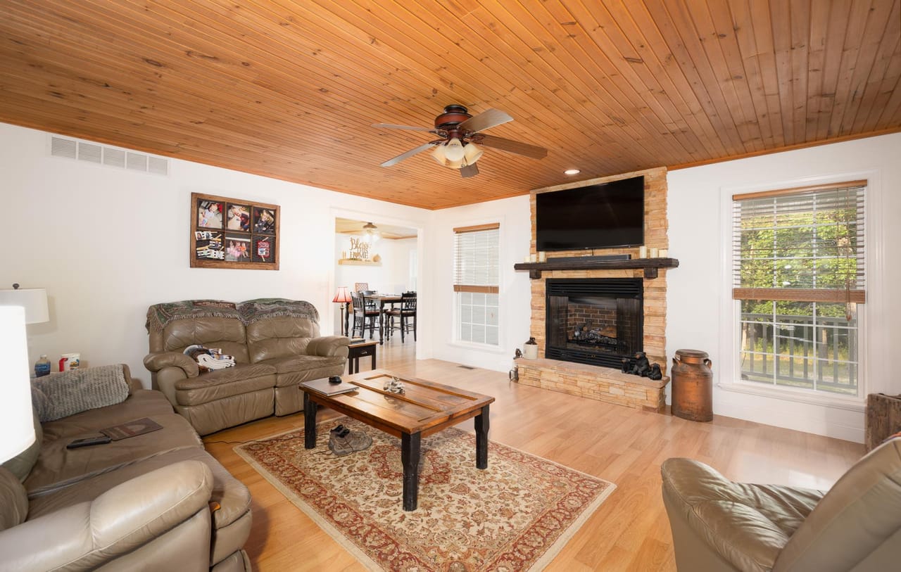 Listing Image 65