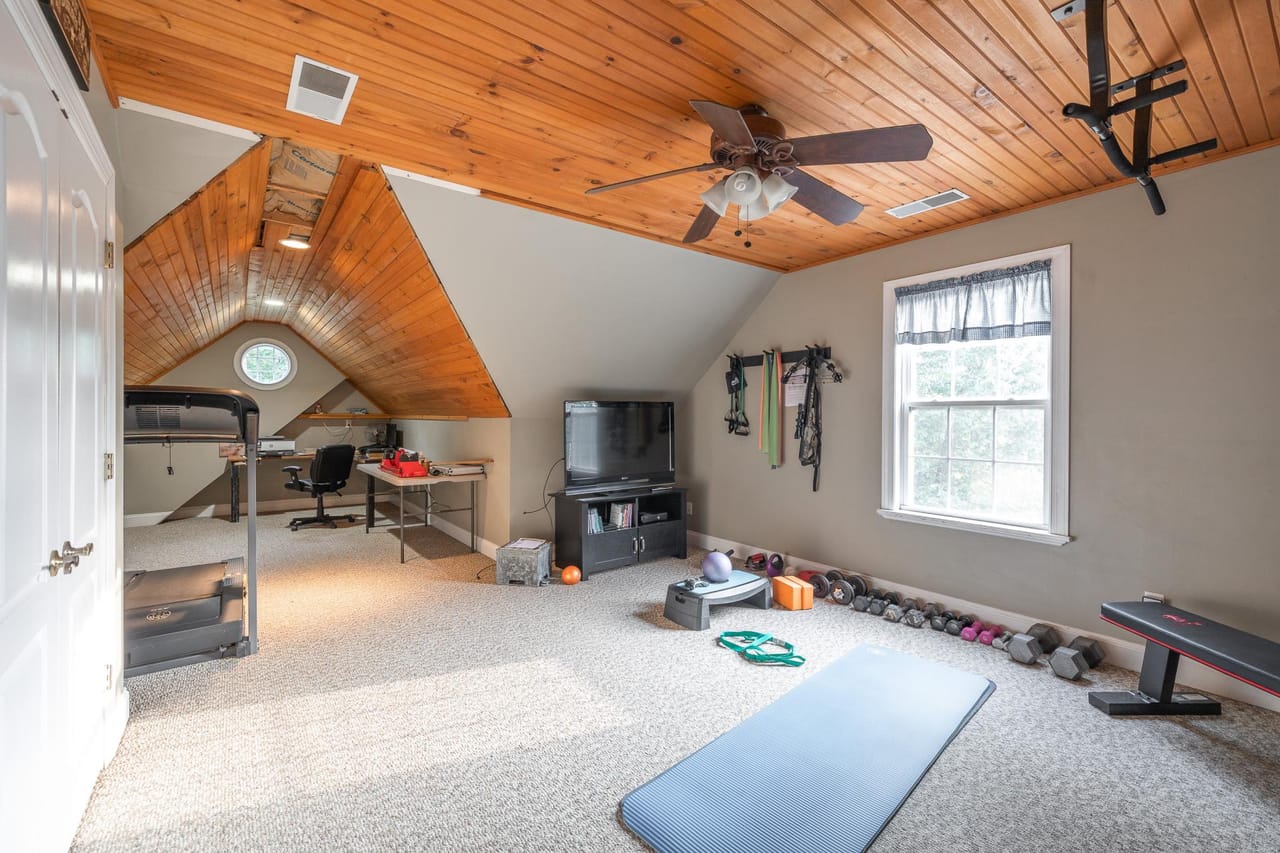 Listing Image 80