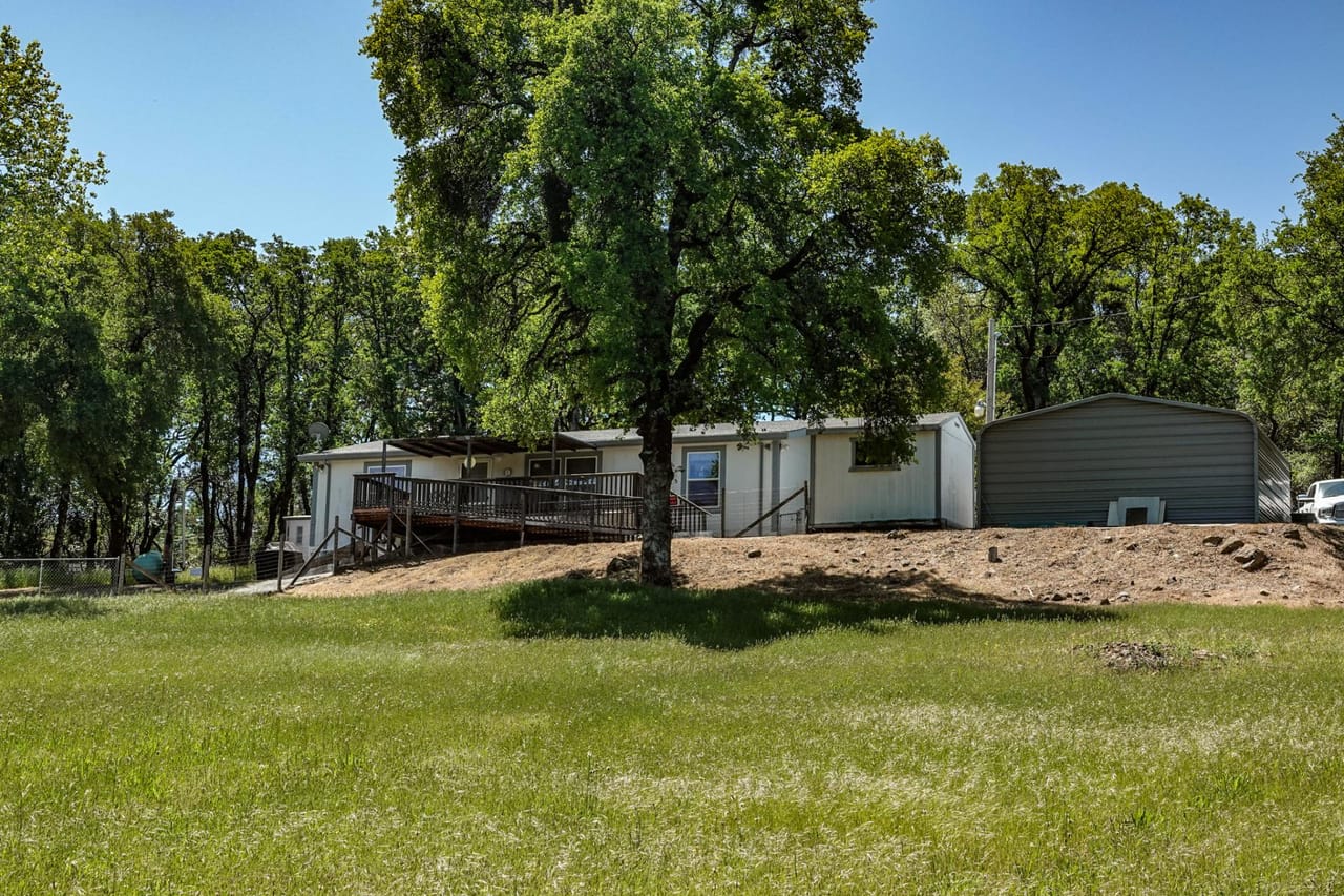 Listing Image 11