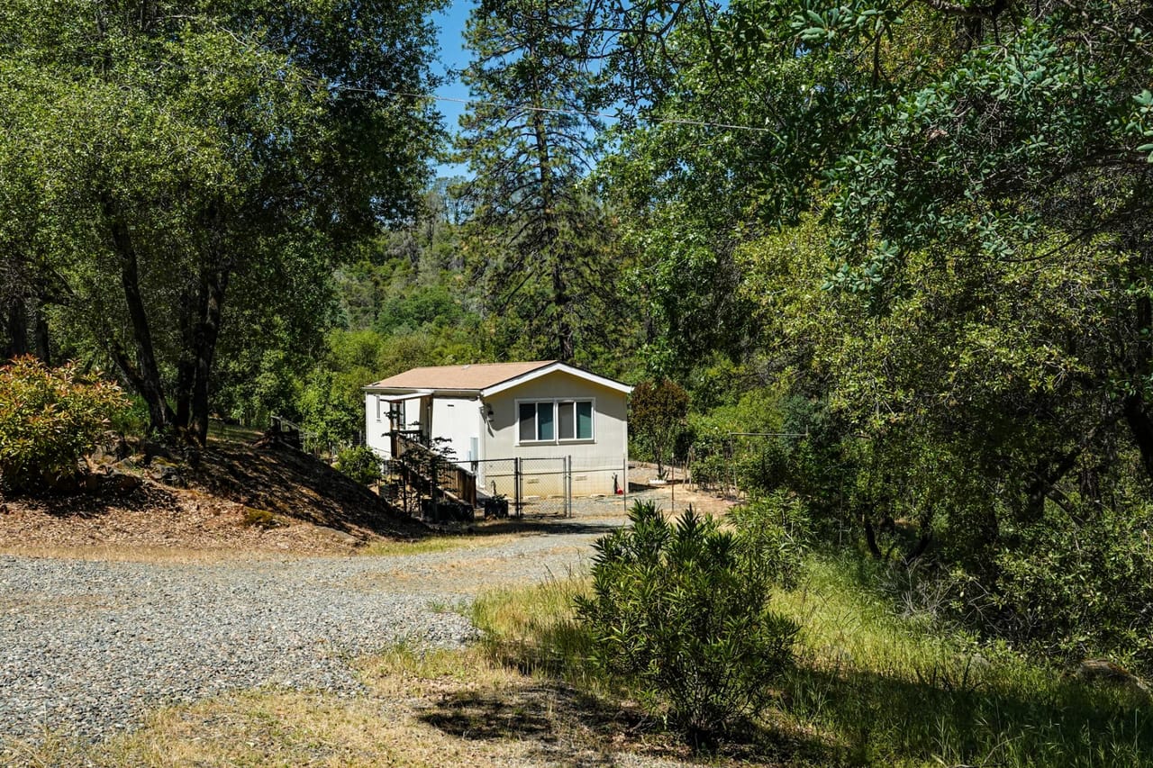 Listing Image 52