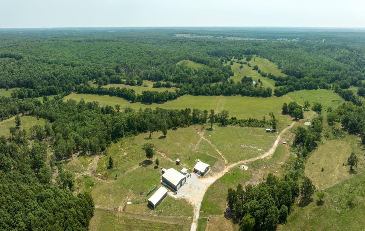 Listing Image 160