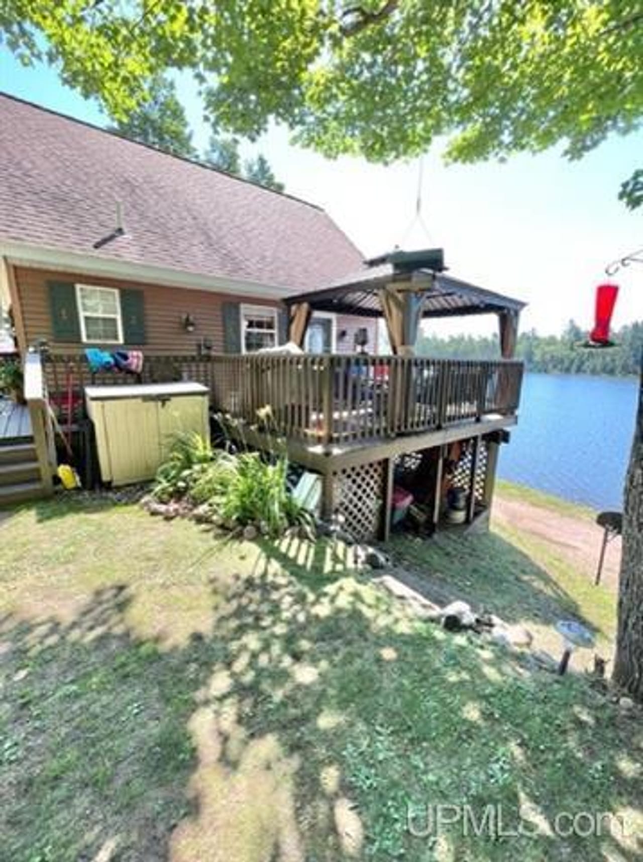 Beautiful Remote Lake Home 50088597