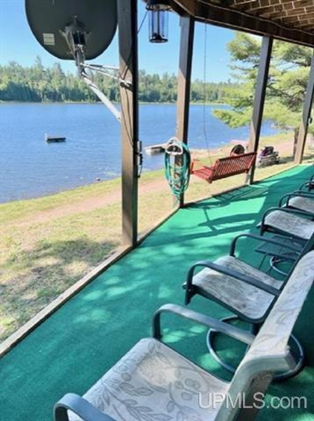Beautiful Remote Lake Home 50088597