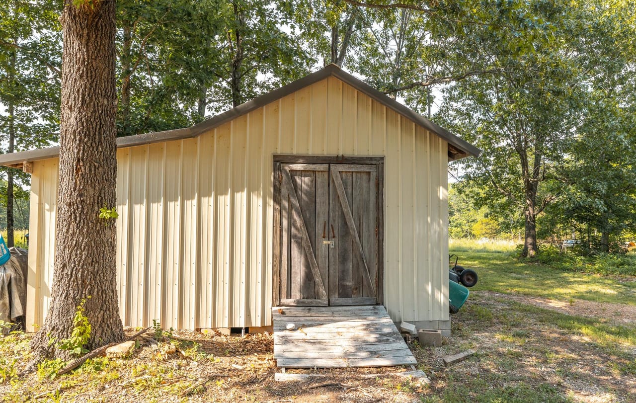 Listing Image 10