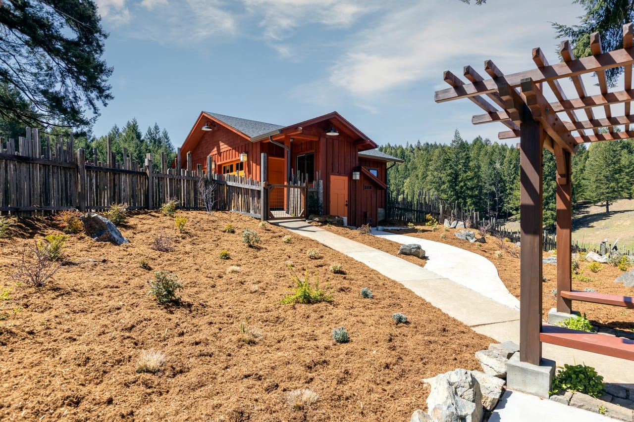Listing Image 84
