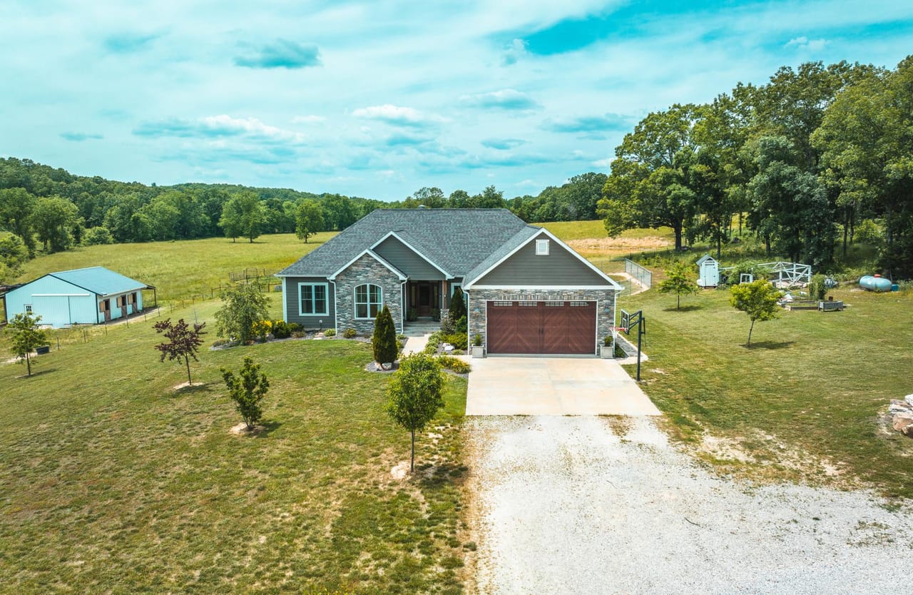 Listing Image 42