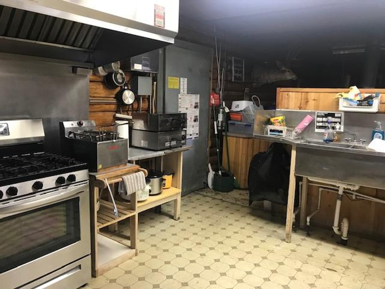 Listing Image 23