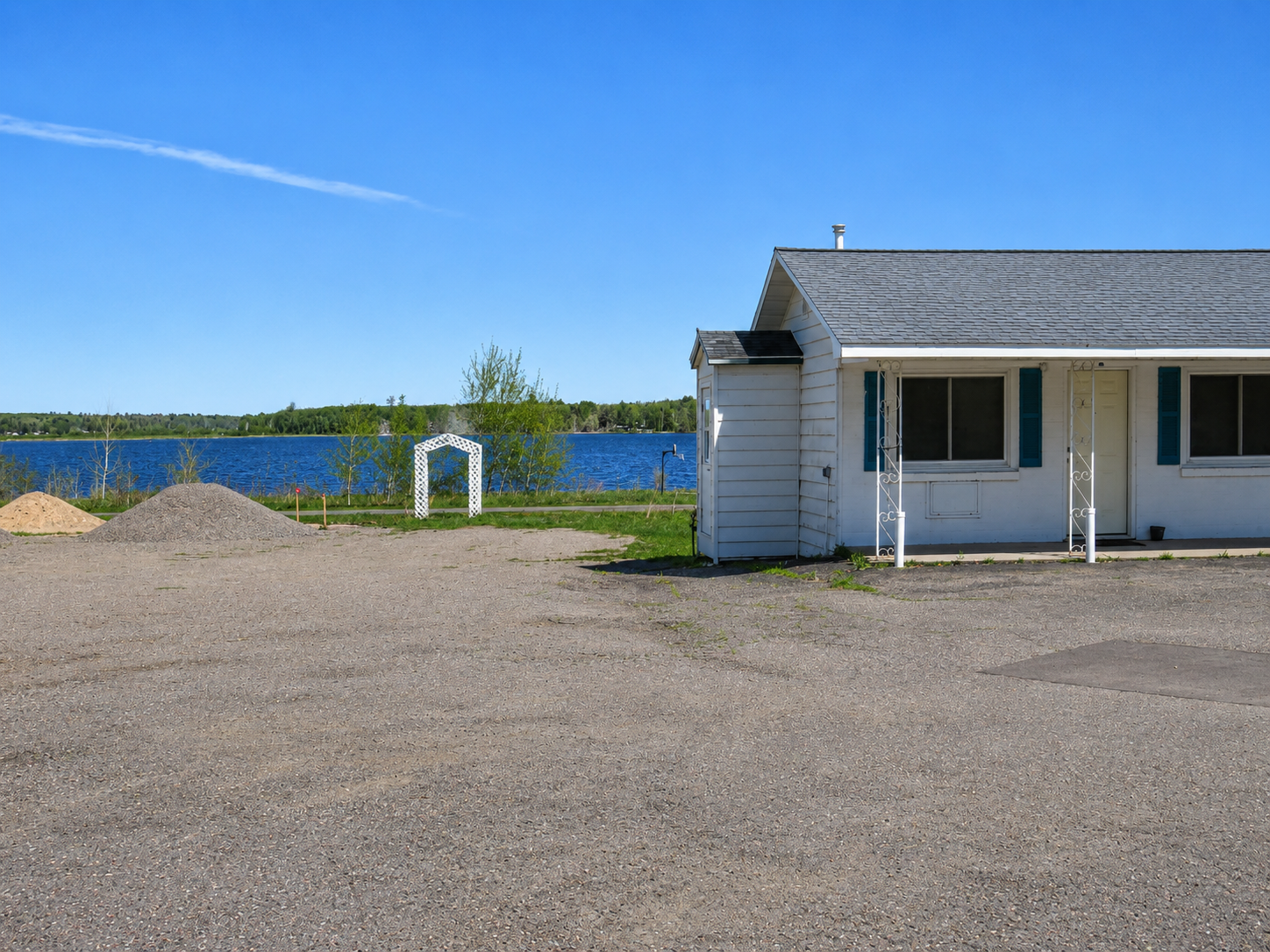 Listing Image 5