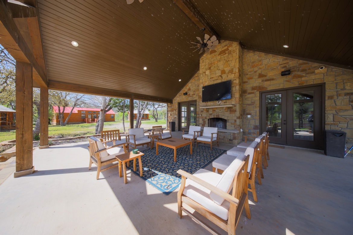 LAKEFRONT LEGACY RANCH