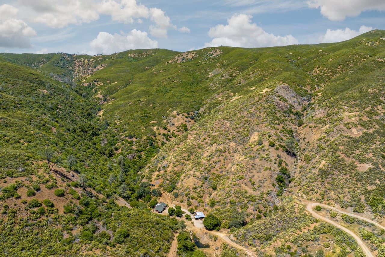 Listing Image 76
