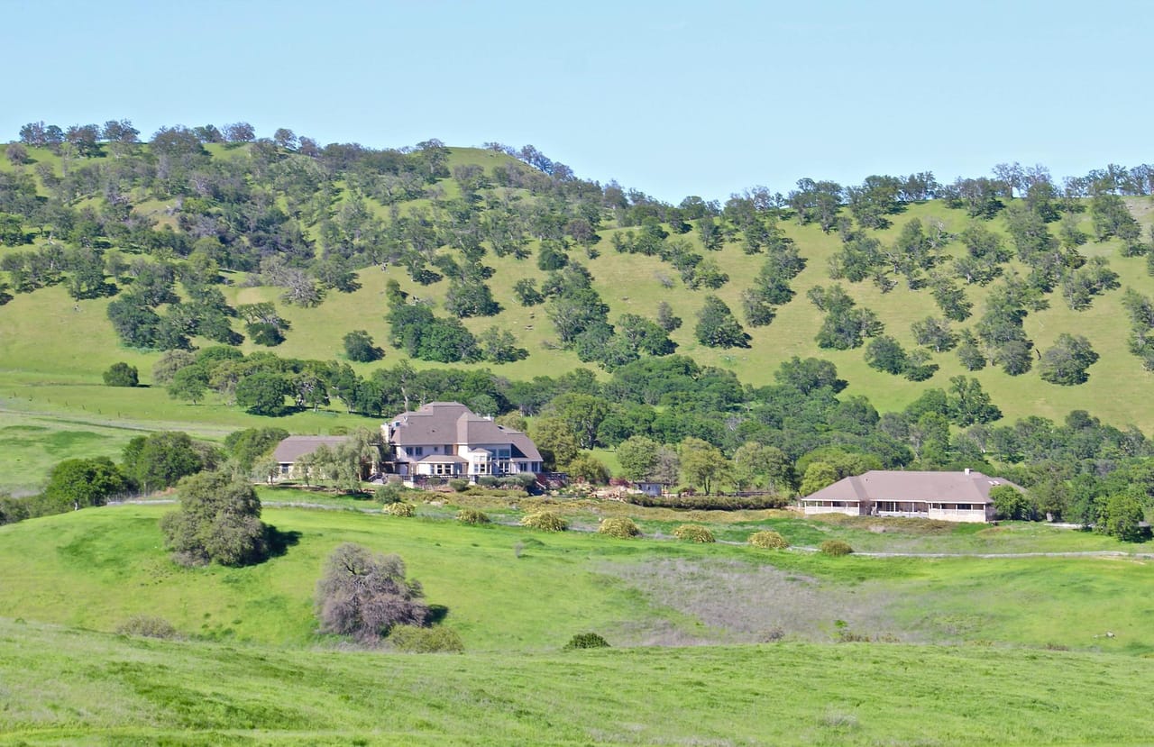 Listing Image 22