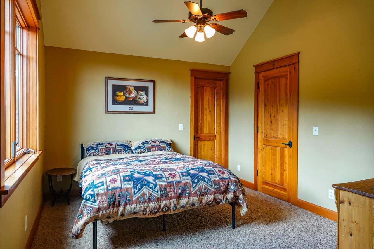 Listing Image 80
