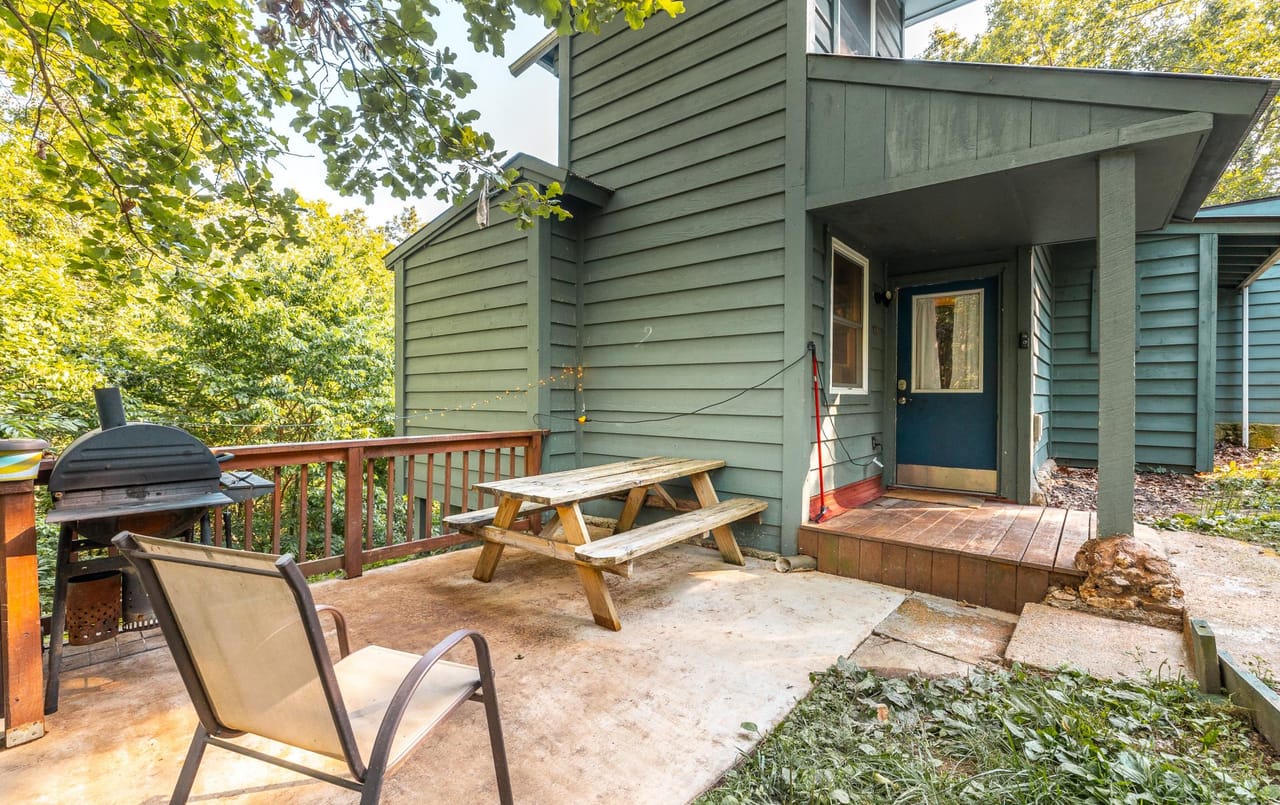 Listing Image 19