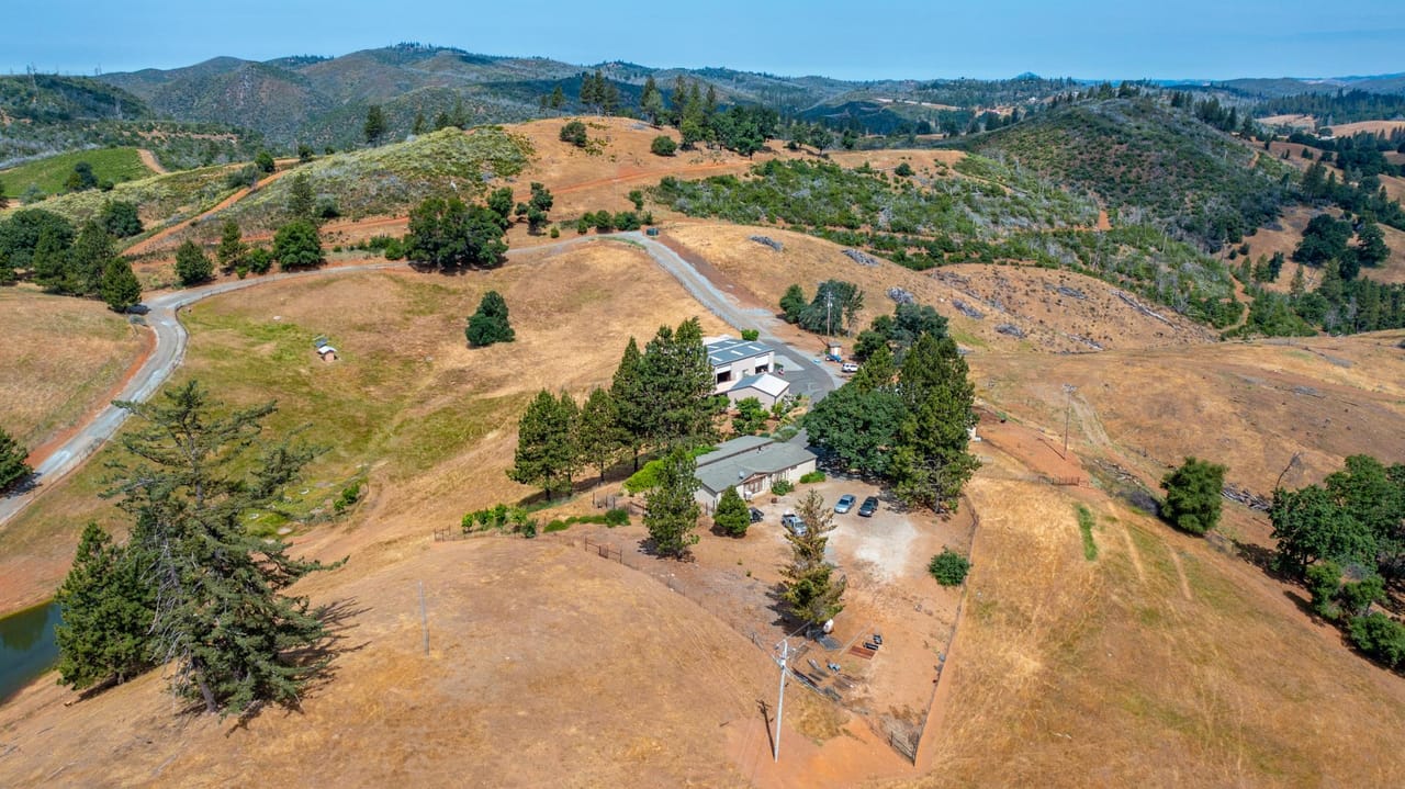 Listing Image 75