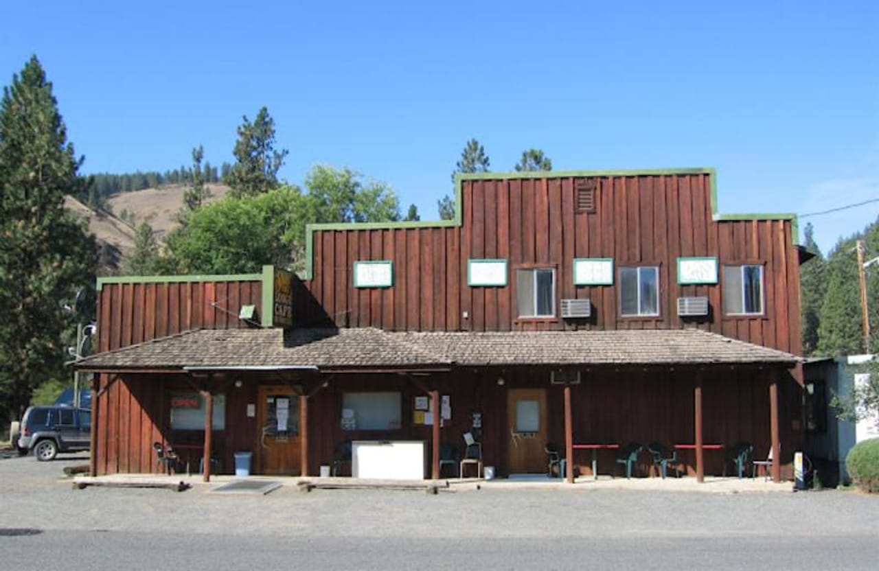Listing Image 5