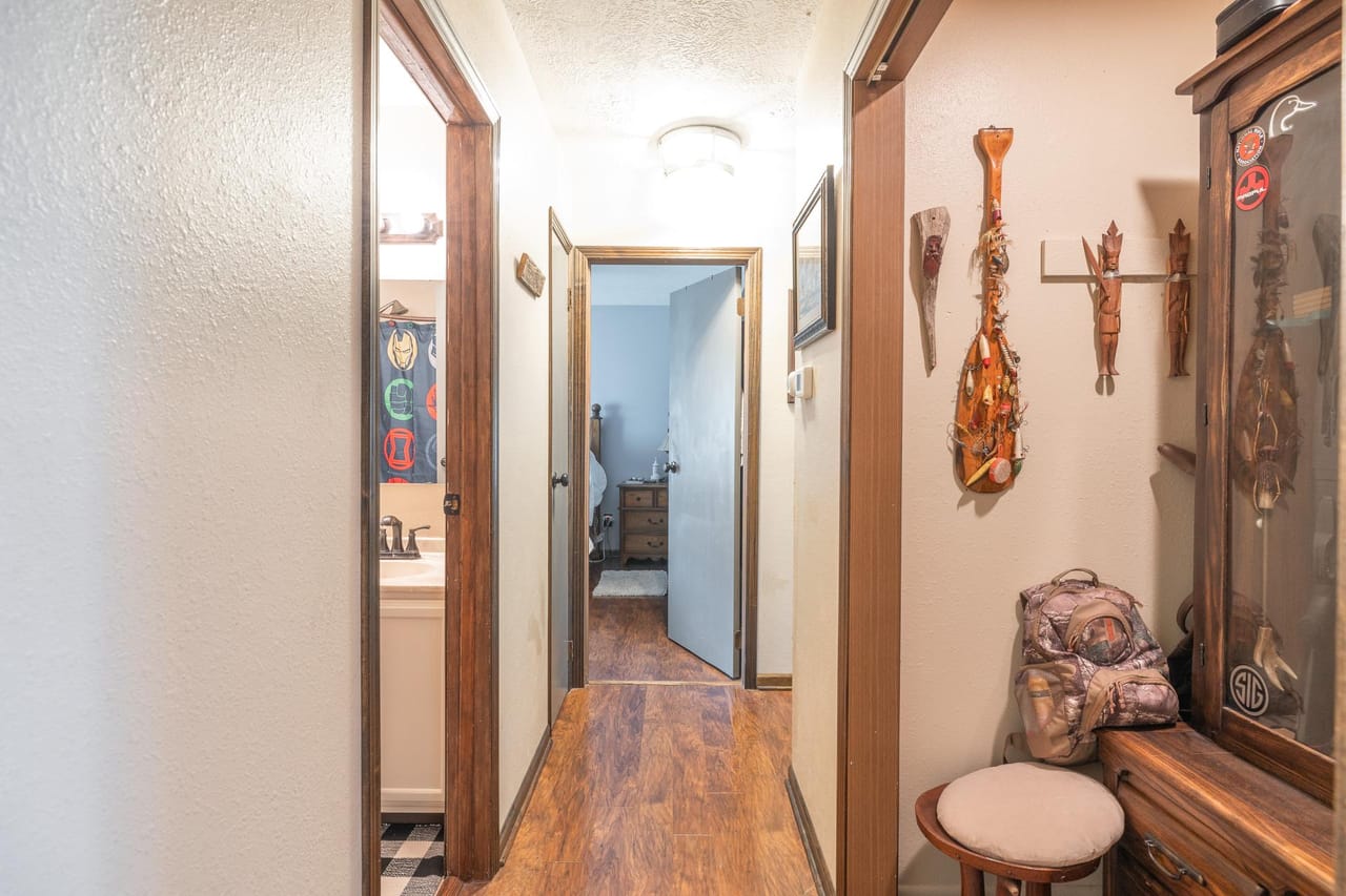 Listing Image 33