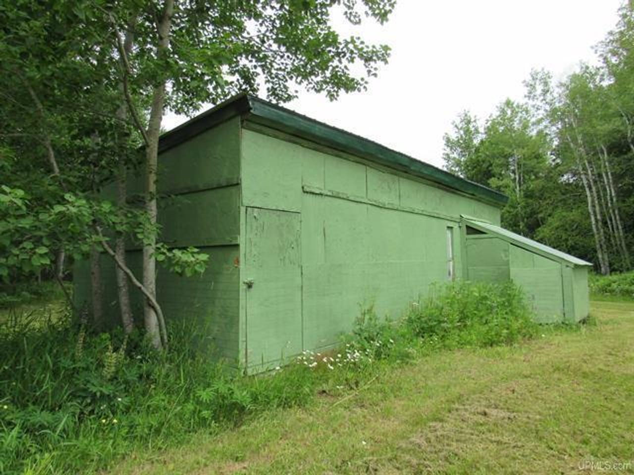 Listing Image 76