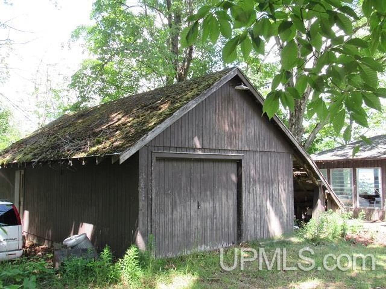 50 Acres Big Manistique Lake Prop 50114569