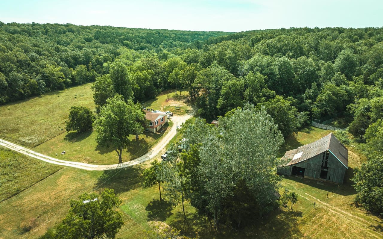 Listing Image 6