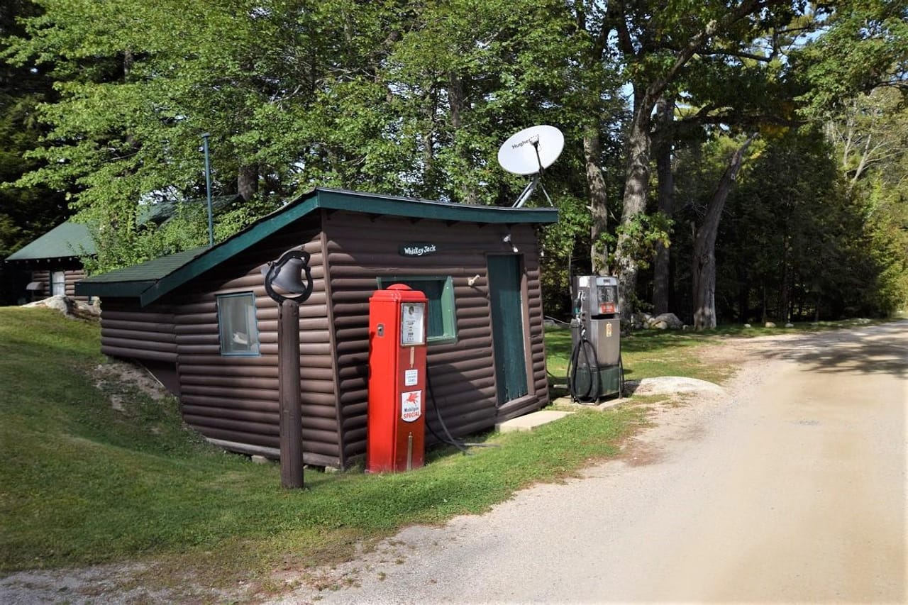 Listing Image 21