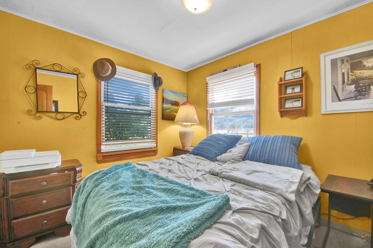 Listing Image 14