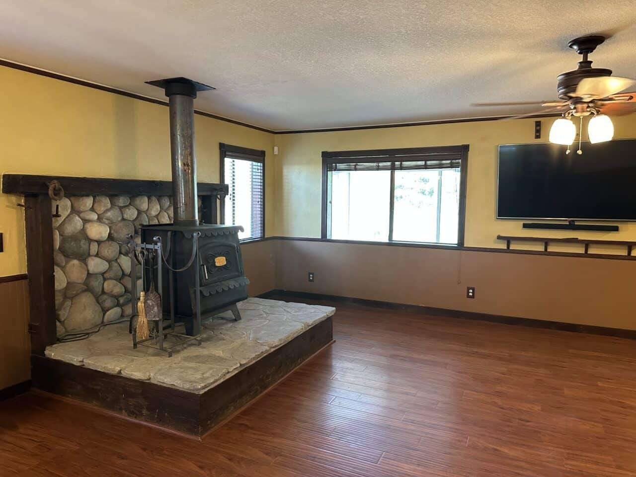 Listing Image 56