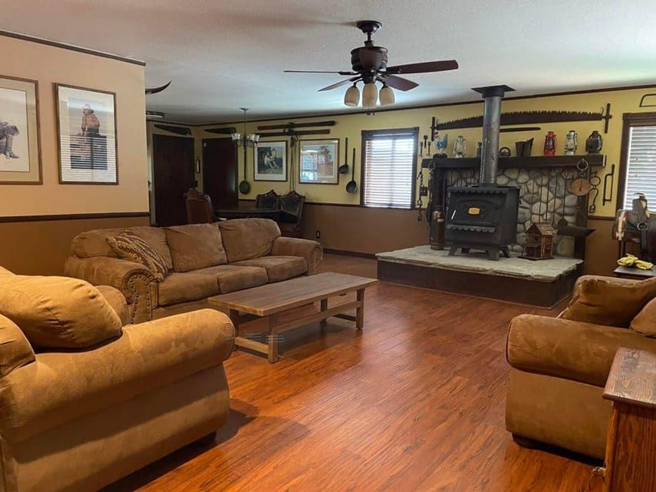Listing Image 20