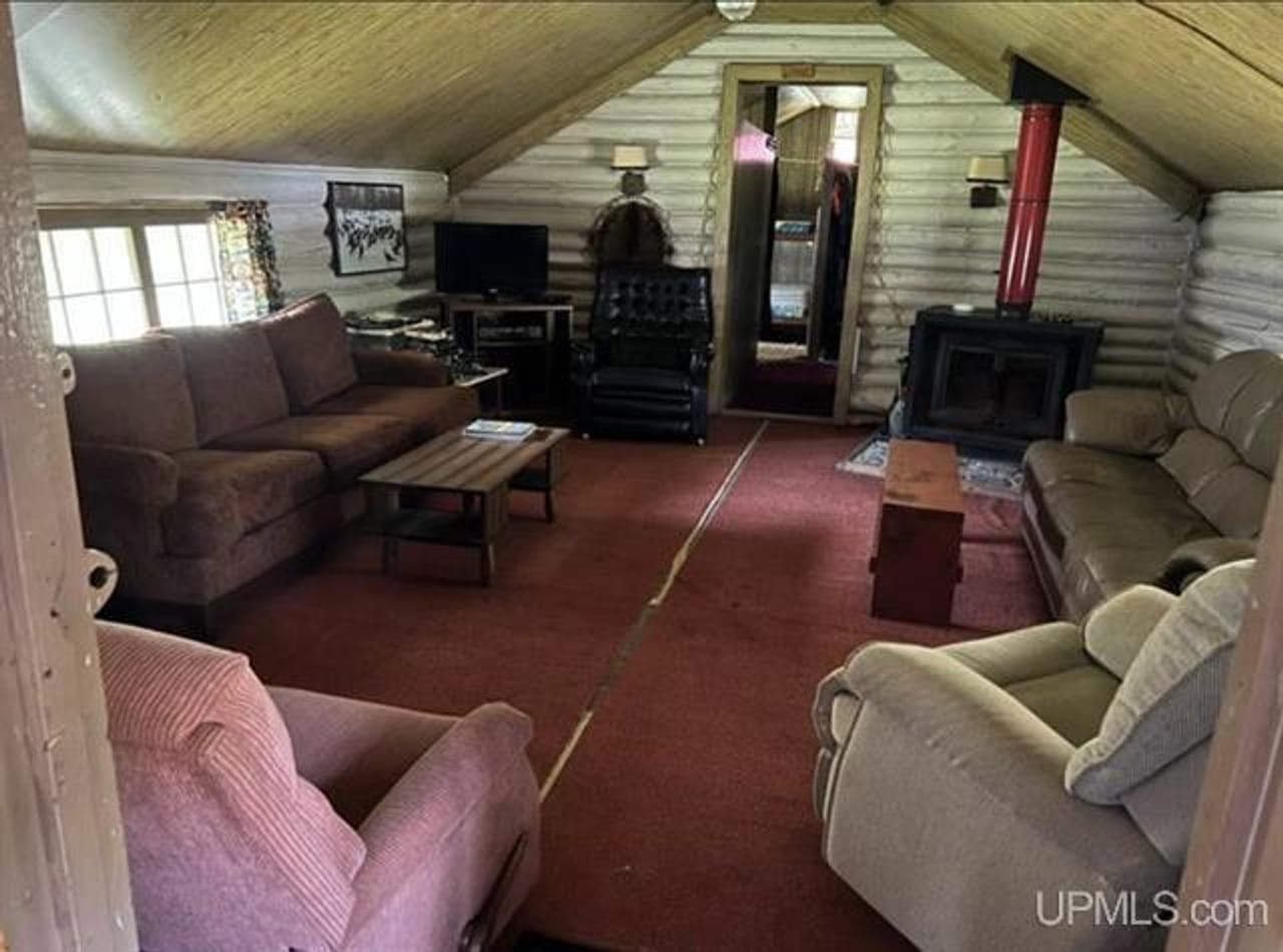 200 +/- Acre Prime Recreation 50116640