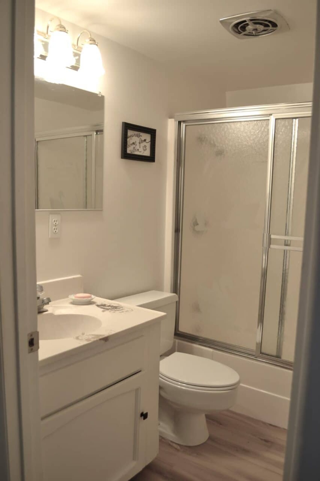 Listing Image 79