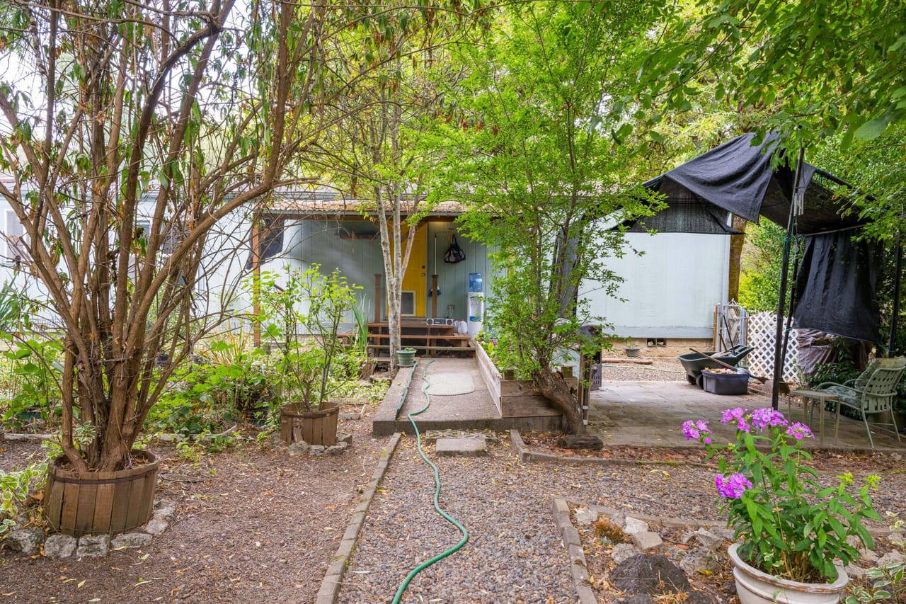 Listing Image 59