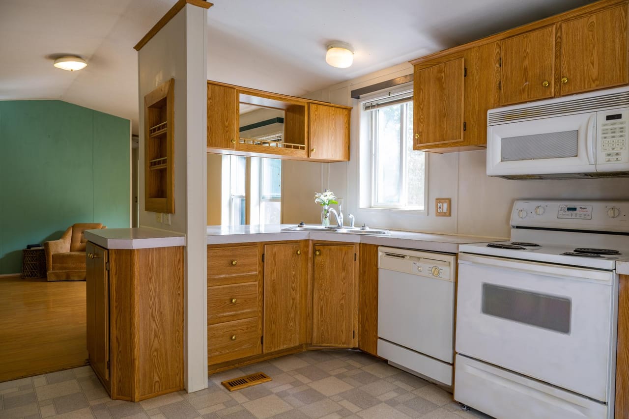 Listing Image 19