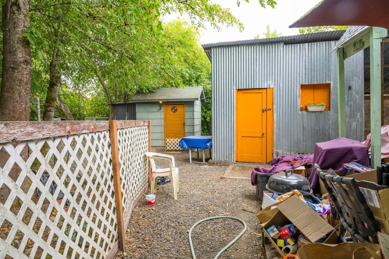 Listing Image 22