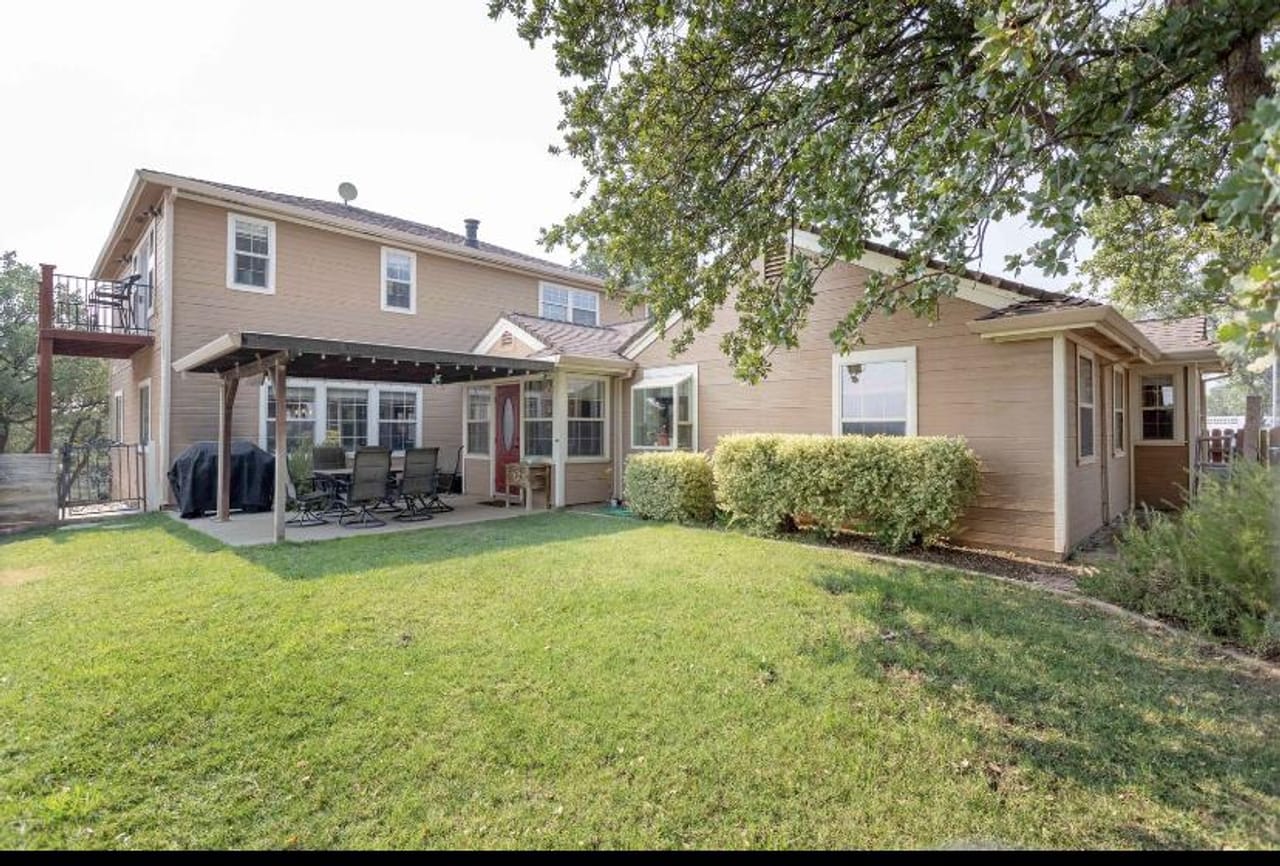 Listing Image 20