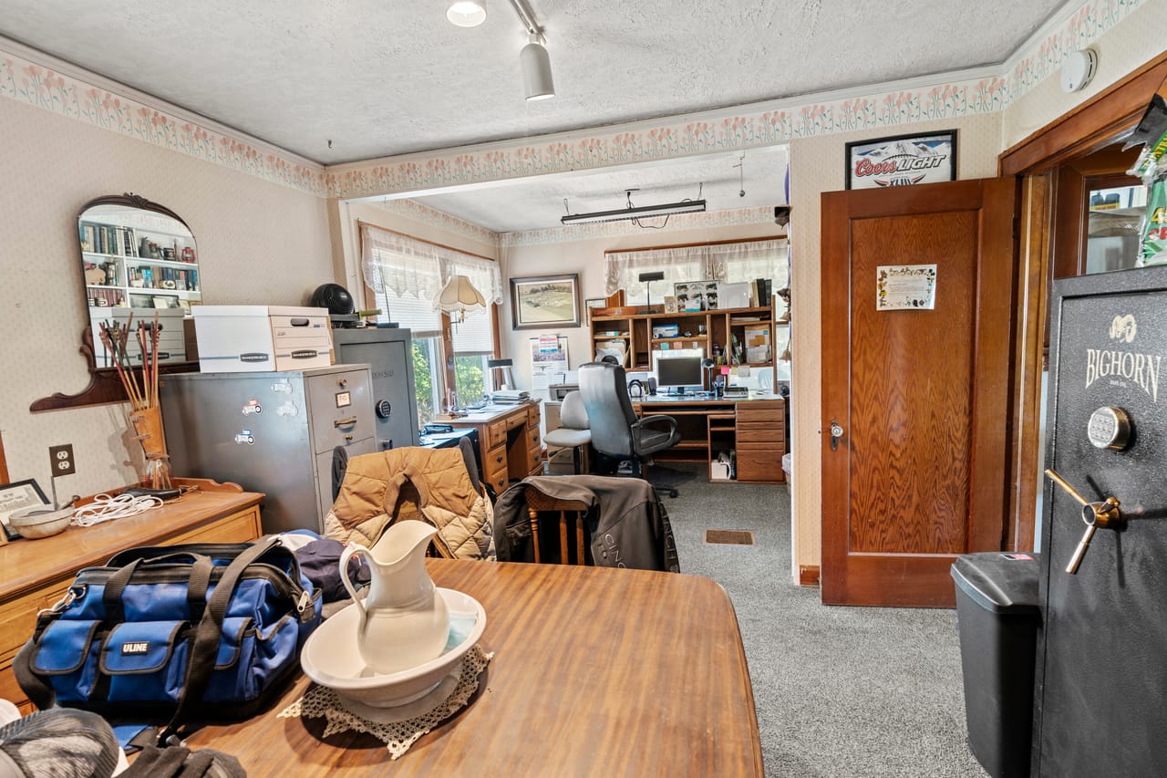 Listing Image 55